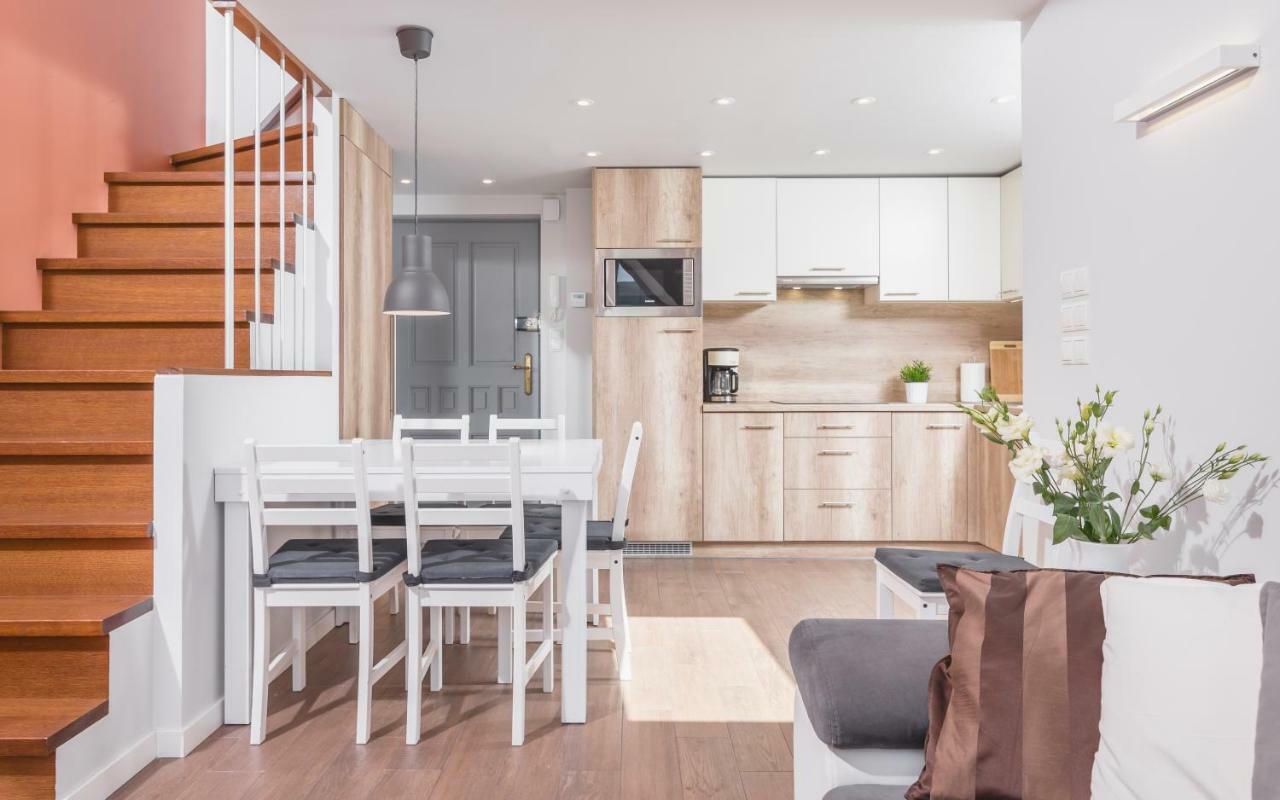 Cheerful Air Conditioned Apartment With Mezzanine And Parking - Old Town 克拉科夫 外观 照片