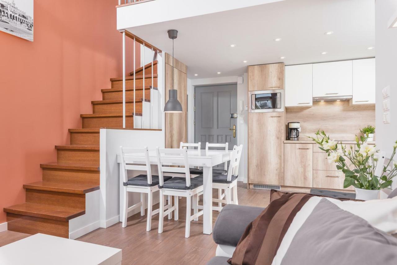 Cheerful Air Conditioned Apartment With Mezzanine And Parking - Old Town 克拉科夫 外观 照片