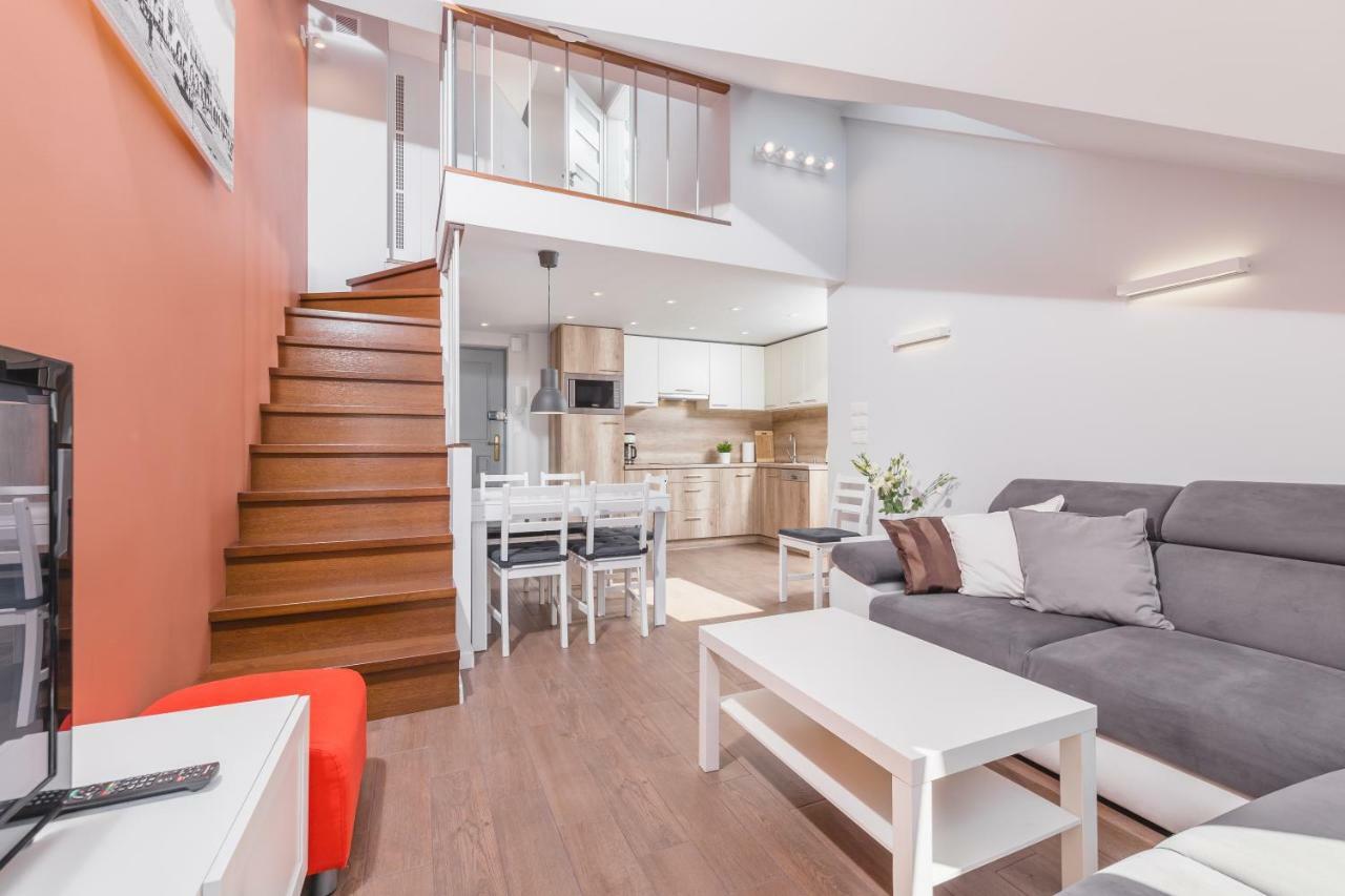 Cheerful Air Conditioned Apartment With Mezzanine And Parking - Old Town 克拉科夫 外观 照片