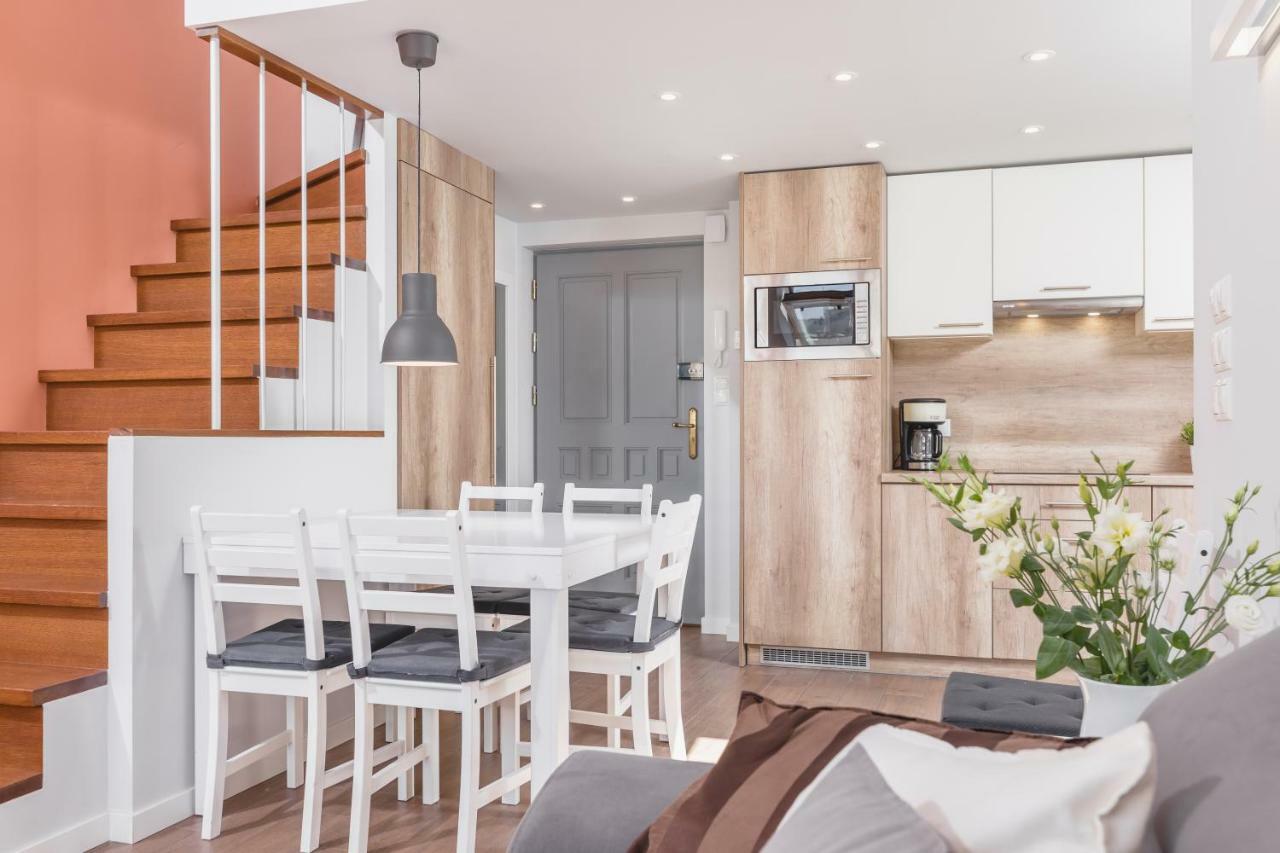 Cheerful Air Conditioned Apartment With Mezzanine And Parking - Old Town 克拉科夫 外观 照片