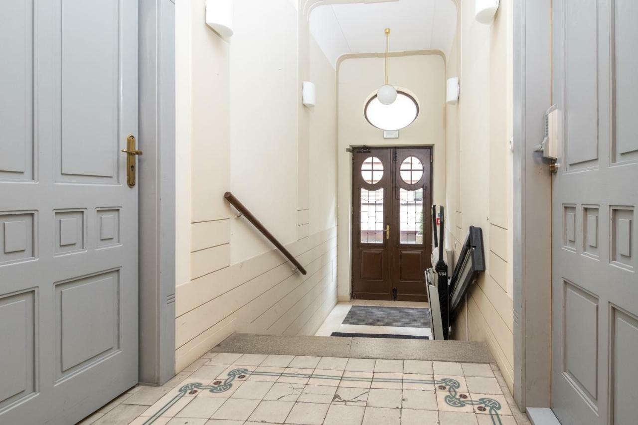 Cheerful Air Conditioned Apartment With Mezzanine And Parking - Old Town 克拉科夫 外观 照片